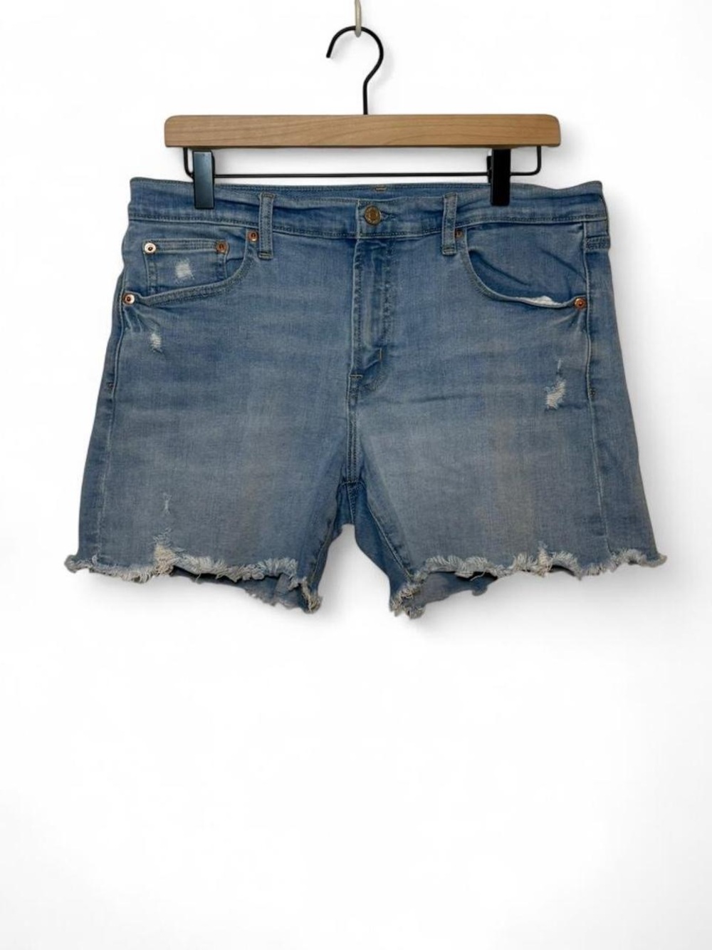 Gap Mid Rise 5” Medium Wash Blue Denim Cut-Off Shorts
